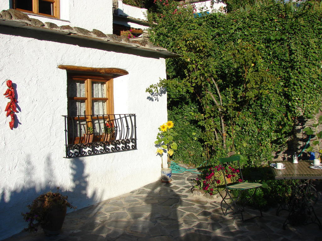 Sierra Y Mar Bed & Breakfast Ferreirola Екстериор снимка