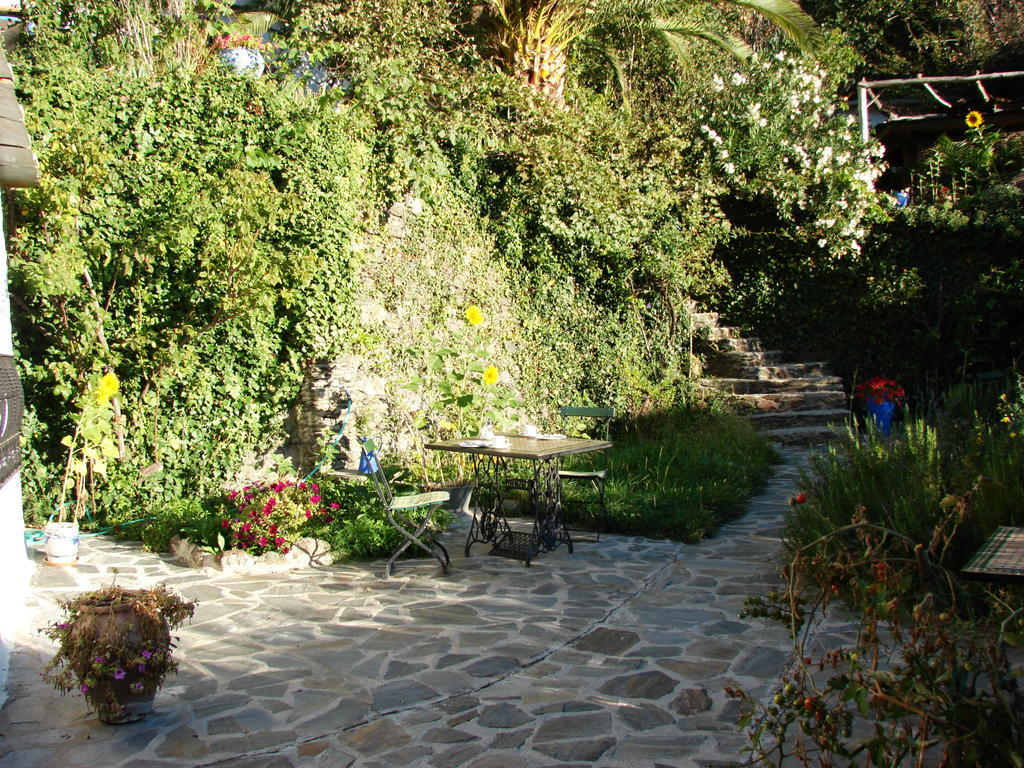 Sierra Y Mar Bed & Breakfast Ferreirola Екстериор снимка